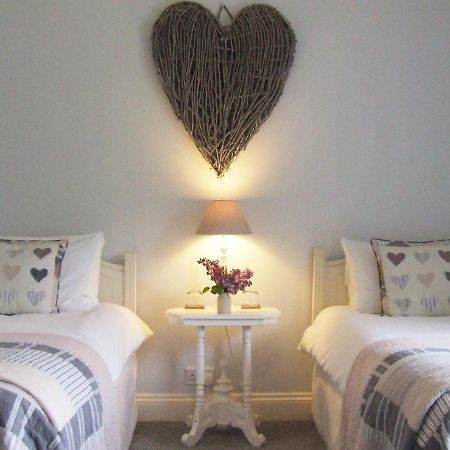 Lobhill Farmhouse Bed And Breakfast And Self Catering Accommodation オークハンプトン エクステリア 写真