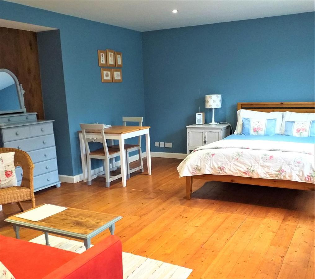 Lobhill Farmhouse Bed And Breakfast And Self Catering Accommodation オークハンプトン エクステリア 写真