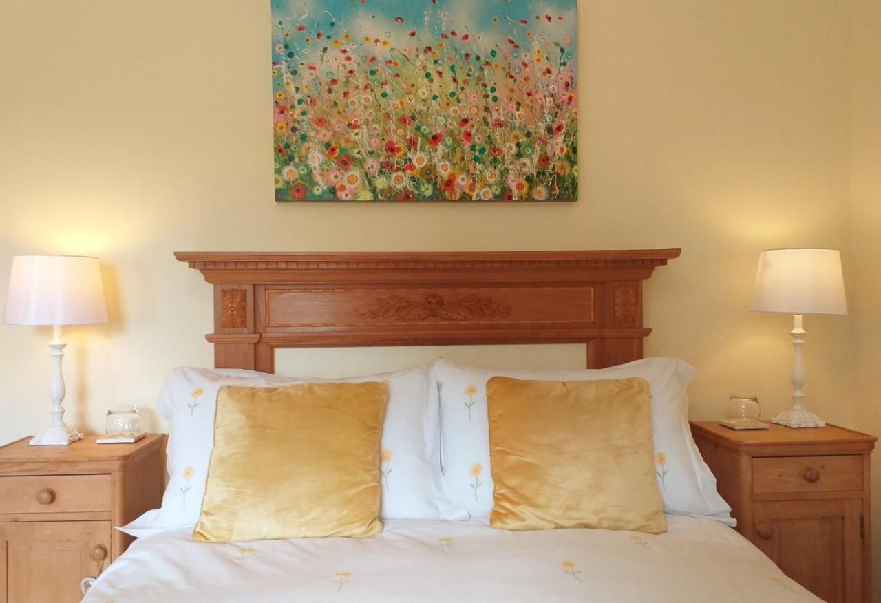 Lobhill Farmhouse Bed And Breakfast And Self Catering Accommodation オークハンプトン 部屋 写真
